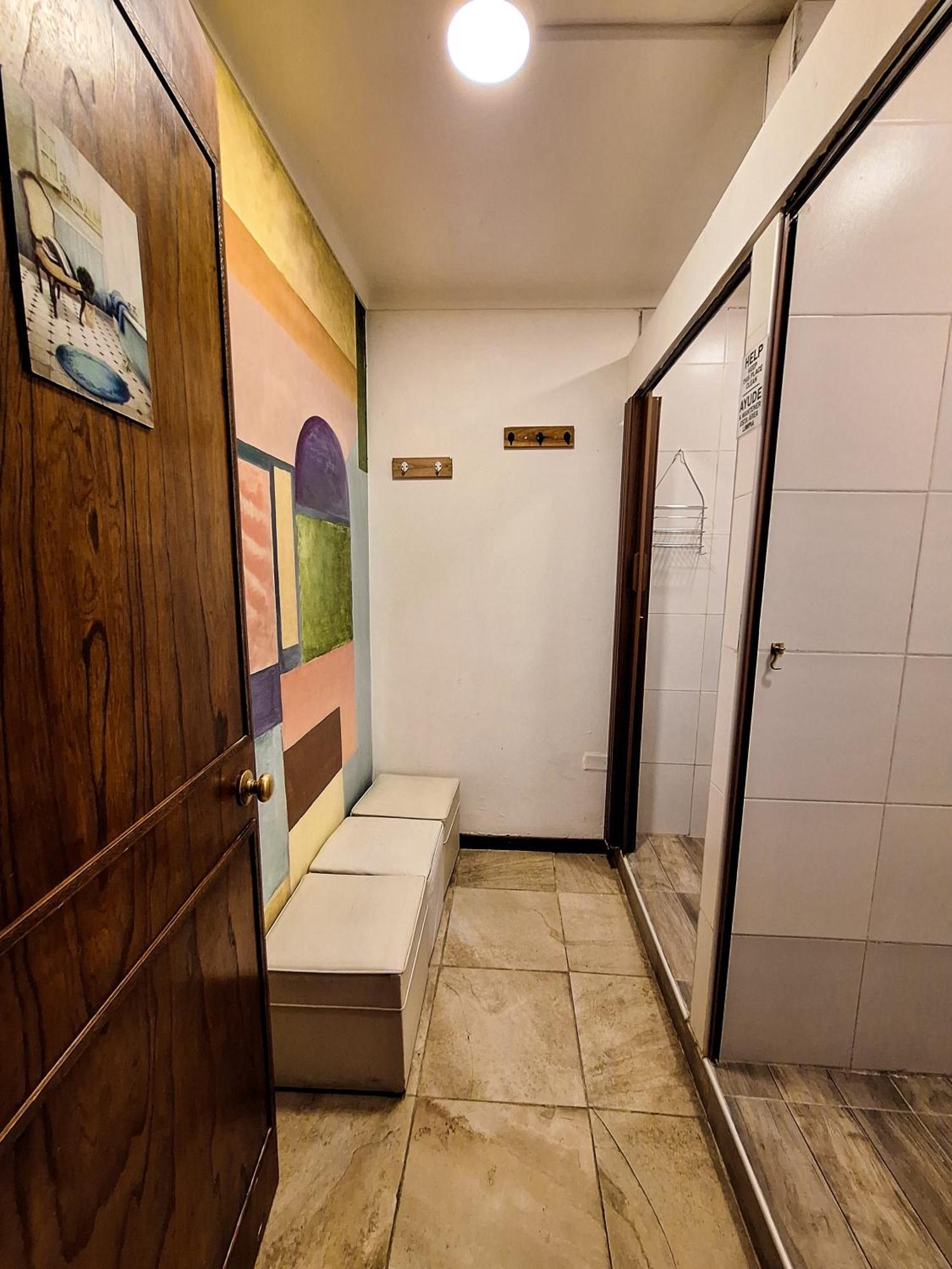 Fuxia House Hostel Mendoza Bagian luar foto
